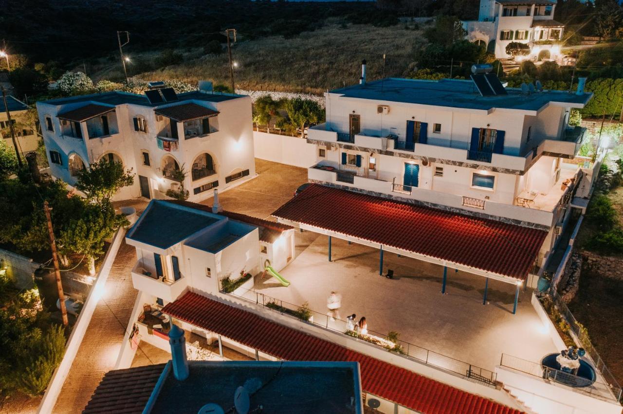 Theofilos Appartements Livadi  ภายนอก รูปภาพ