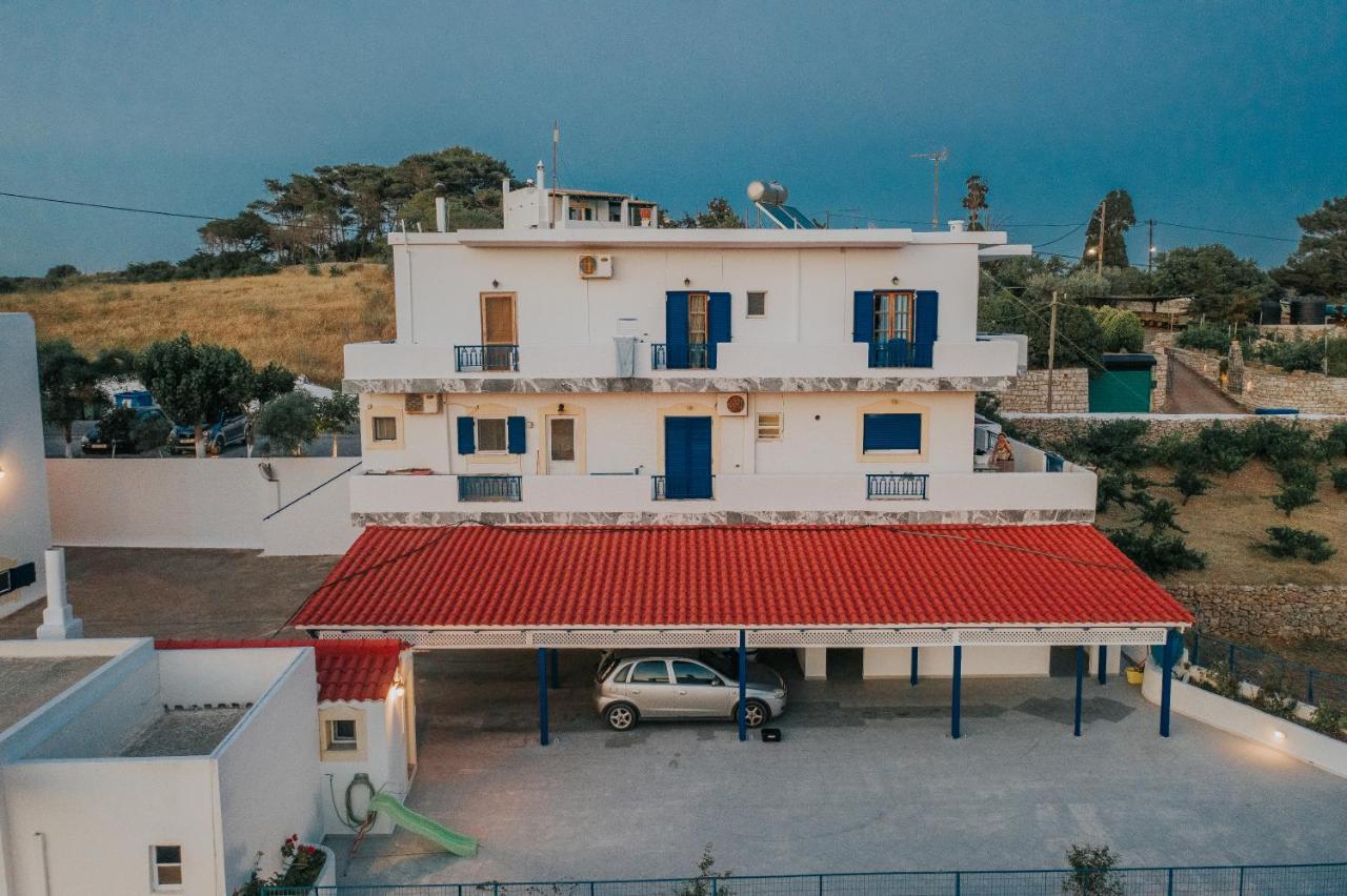 Theofilos Appartements Livadi  ภายนอก รูปภาพ