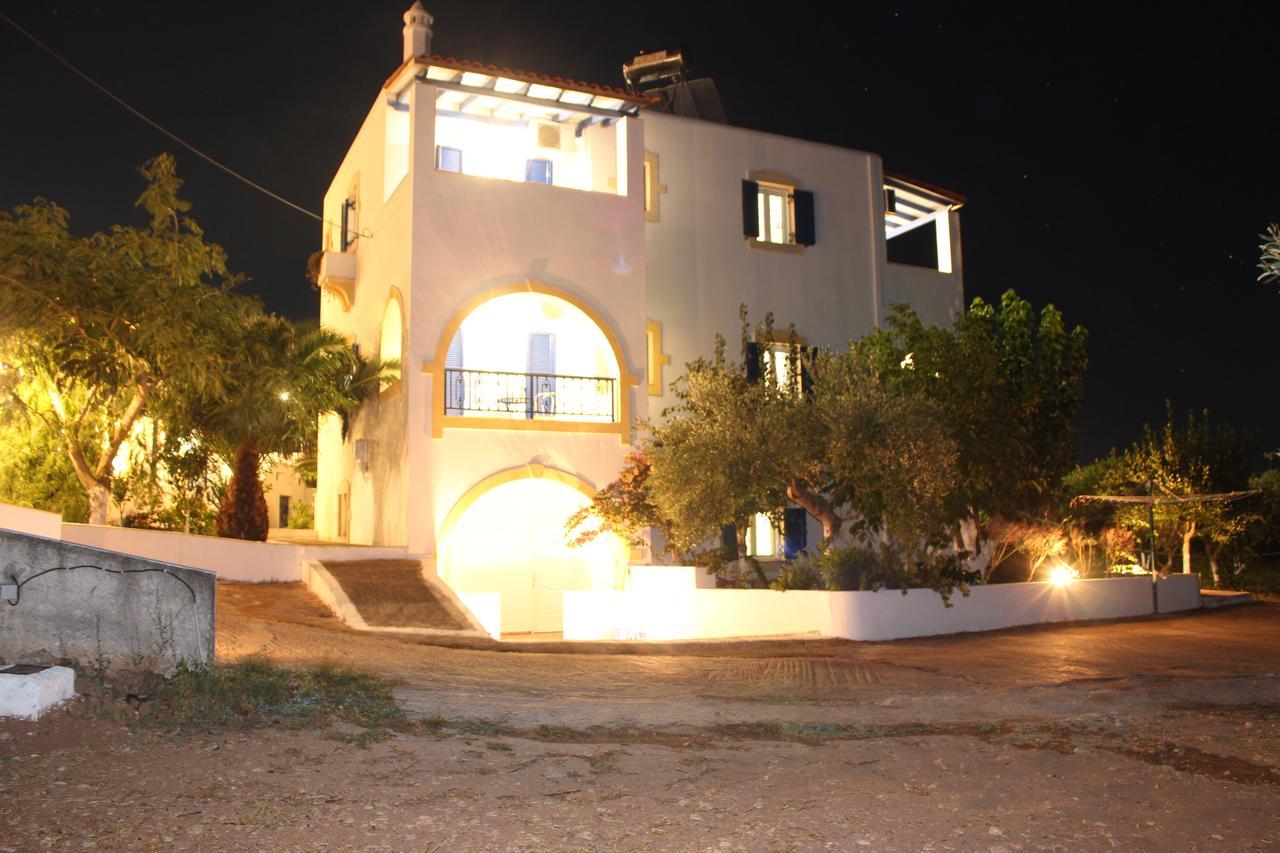 Theofilos Appartements Livadi  ภายนอก รูปภาพ