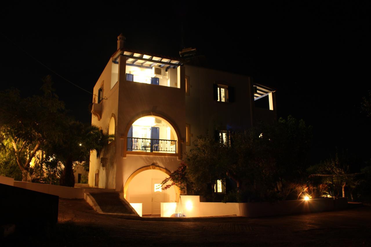 Theofilos Appartements Livadi  ภายนอก รูปภาพ